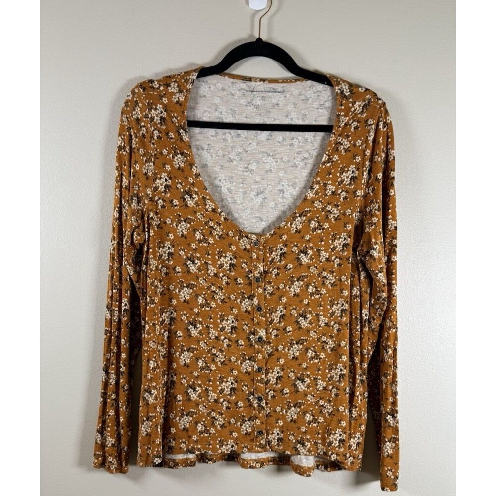 American Eagle Soft & Sexy Brown/White Floral V-Neck Long Sleeve Tee - L
